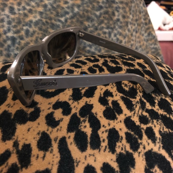 Gucci Sunglasses - Picture 4 of 14